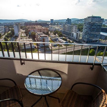 Air-Conditioned City View Apartment 24H Check-In Bratislava Luaran gambar