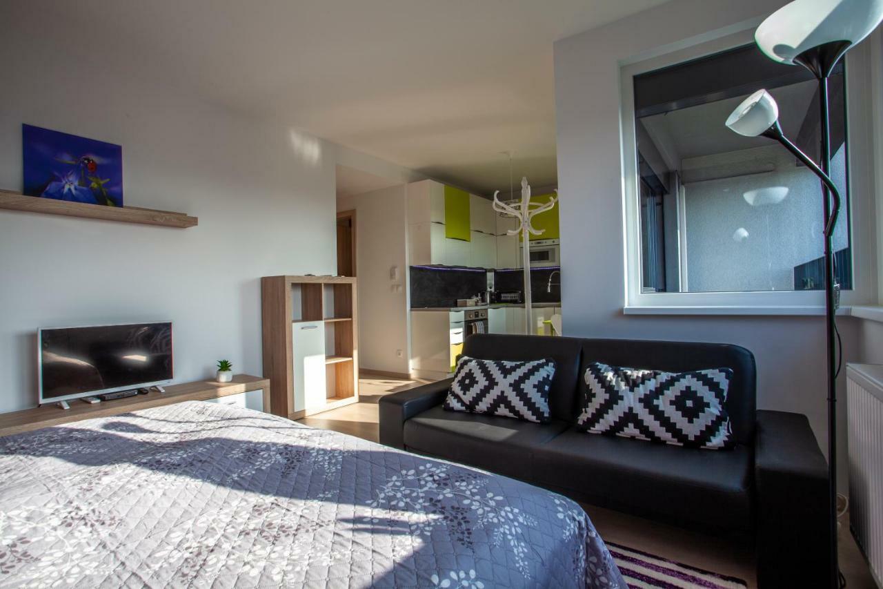 Air-Conditioned City View Apartment 24H Check-In Bratislava Luaran gambar