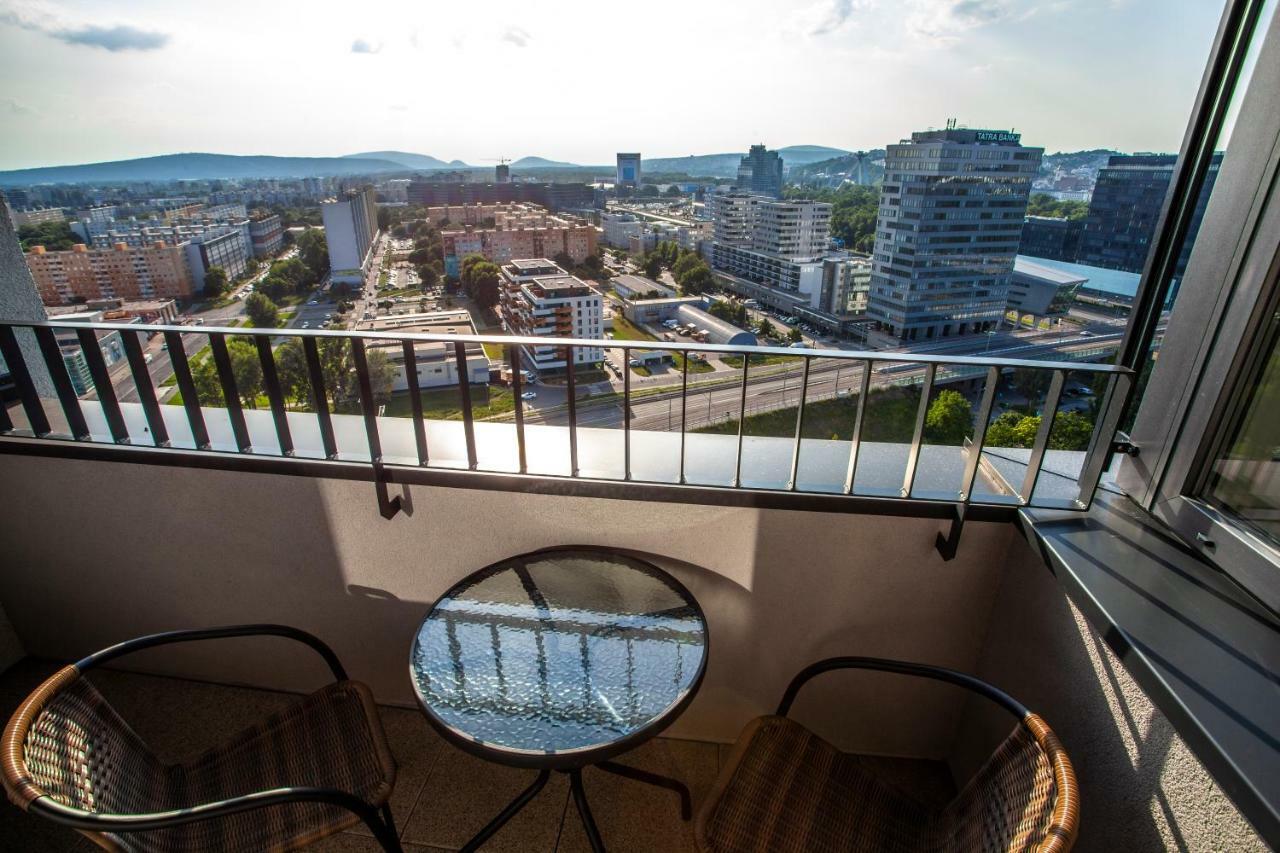 Air-Conditioned City View Apartment 24H Check-In Bratislava Luaran gambar